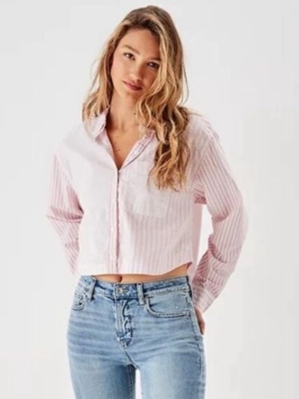 AE cropped button up